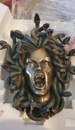 Brand New! Veronese Collection Design Head Of MEDUSA Great Piece For A Collector!