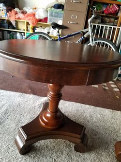 2 WOOD Side Tables