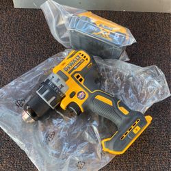 DEWALT 20V MAX XR Cordless Brushless 1/2 in. Drill/Driver with (1) 20V 5.0Ah Battery