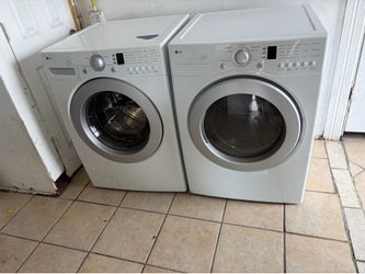 LG washer and electric dryer