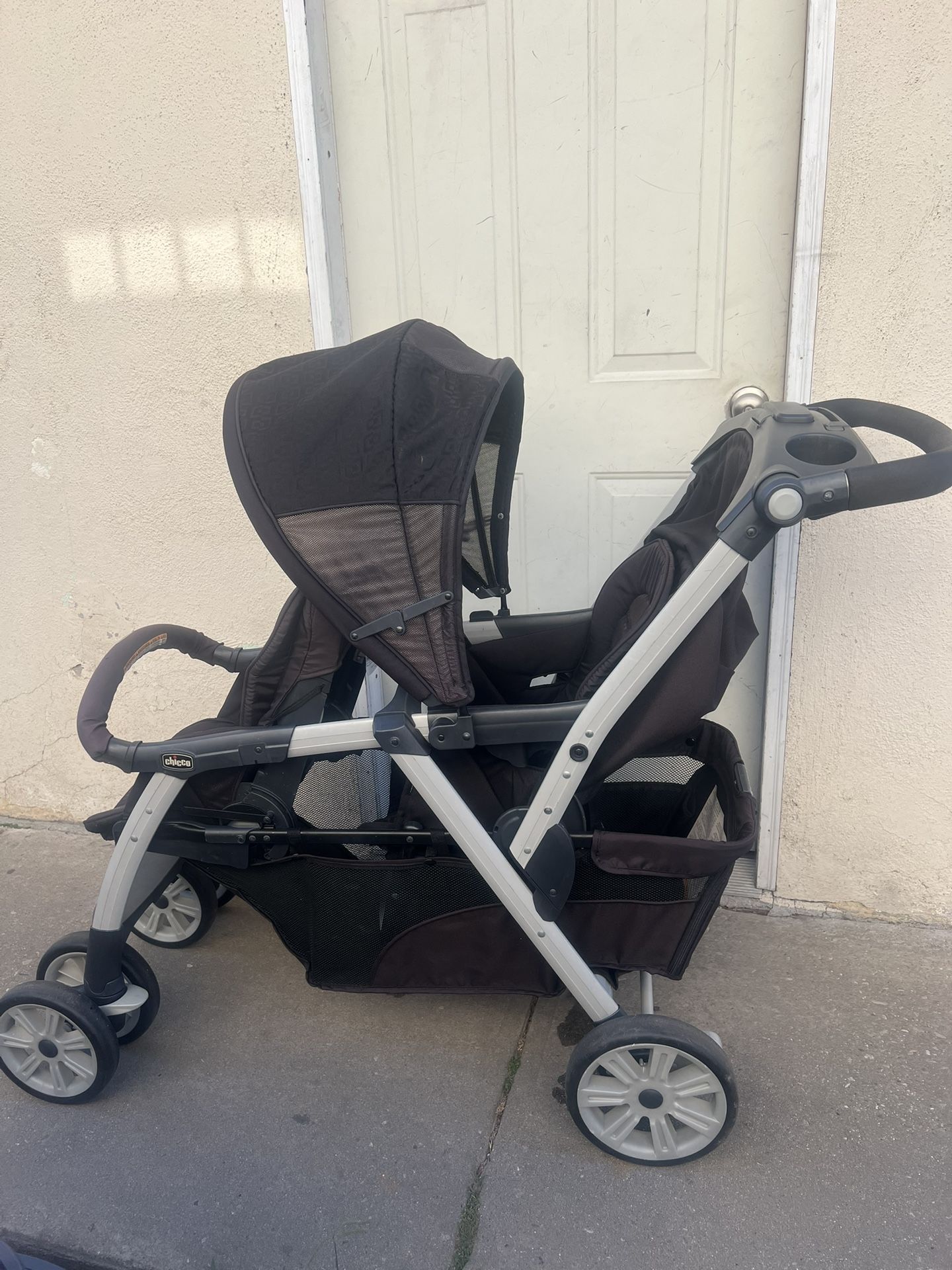 CHICCO DOUBLE STROLLER 