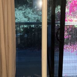 Sturdy White Metal Clothing Rack (4 Main Prongs + 4 Additional Sub Prongs) 