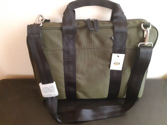 Fossil Brief Case