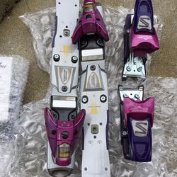 Brand new Salomon bindings for skis