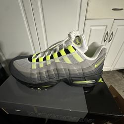 Nike Air Max 95 Big Bubble Neon