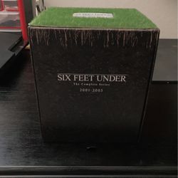 Six Feet Under Complete DVD Set