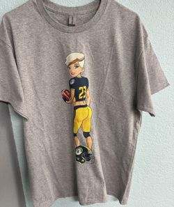 Uni Stories T-Shirt Pinup Touchdown Torri Gray Men Sz L NWOT