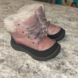 Sparkling Pink OshKosh , Boots With Fur 