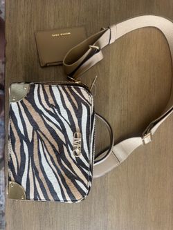 BRAND NEW Michael Kors purse