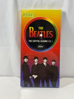 #235 The Beatles – The Capitol Albums Vol. 1 (2004) US Box Set Complete Original