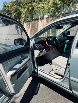 Lexus SUV RX330