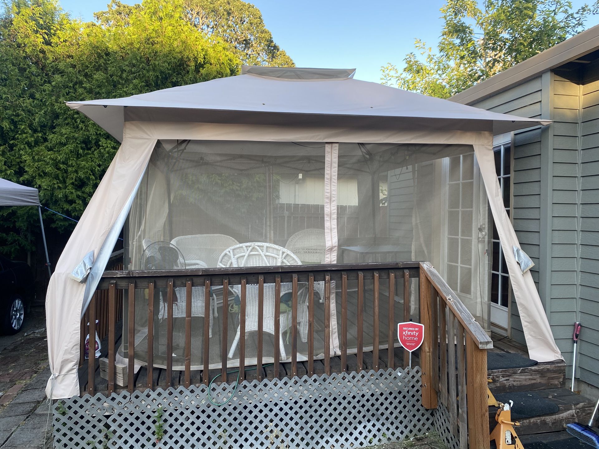13x13 Gazebo 10x10 Ez Up