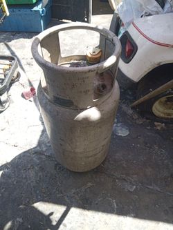 Manchester Forklift Propane Tank - 33 lb Industrial LPG Cylinder**