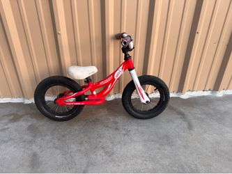 Specialized HotWalk Balance Bike