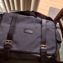 London Fog Canvas Messenger Bag.  Color Denim. Hand  And Shoulder Strap.  New With Tags.  London Fog Coat Size Small. Cash Porch Pickup Redmond 