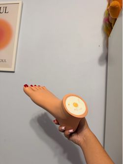 Fake mannequin foot