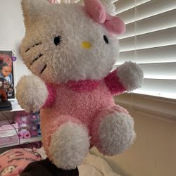 Hello Kitty Plushie 