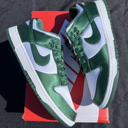 Nike Dunk Low Michigan State Satin