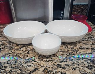 Mikasa Nellie Set of 2 Pasta Bowls and 1 Fruit Bowl