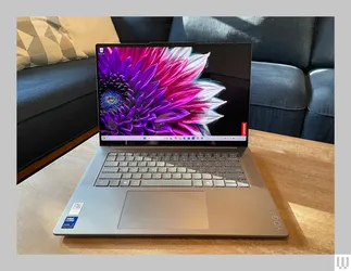 Lenovo - Yoga Slim 7i Aura Edition - Copilot+ PC - 15.3” 3K 120Hz Touchscreen Laptop - Intel Core Ultra 7