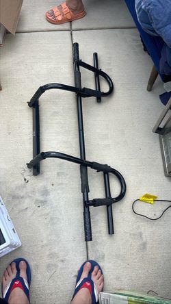 Pull up bar