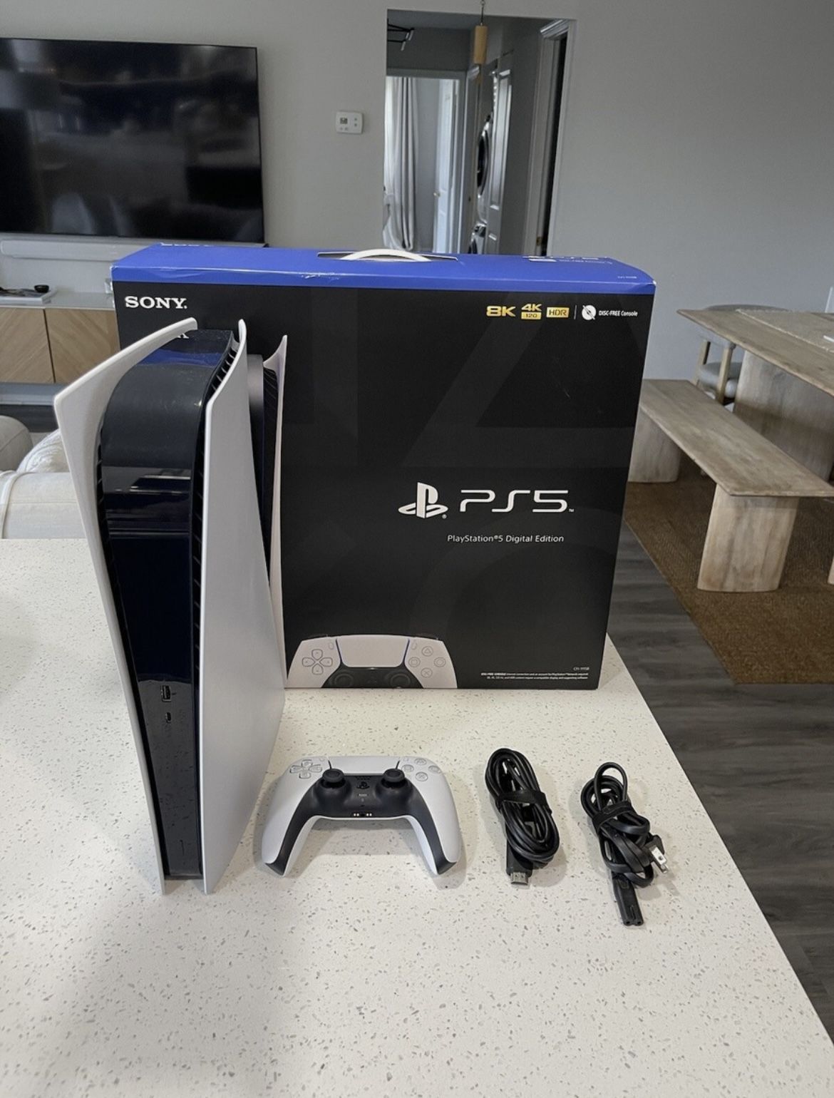 Ps5 Digital Edition ( Never Used)