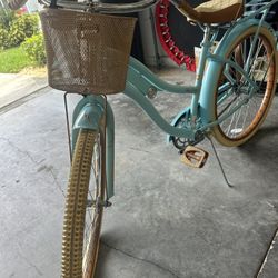 Adult Beach Bike Cruiser- Like New