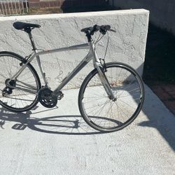 Specialized Sirrus Elite Bike 