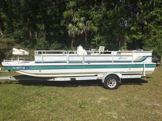 1994 Godfrey Hurricane deck boat 20' 115hp Yamaha outboard for Sale in  DeLand, FL - OfferUp