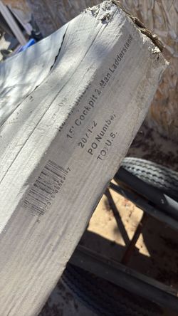 NEVER USED Hawk Cockpit Ladder Tree stand