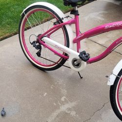 Women 26" 7 Speed Beach Cruiser Has New Seat And New Pedals In Excellent Condition Firm Price 
