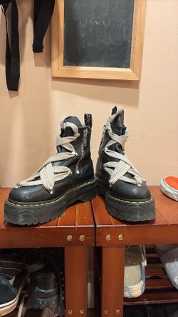Rick Owen’s x Dr.  Martens Pentagram Boots Women’s size 7