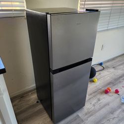 Mini Refrigerator 
