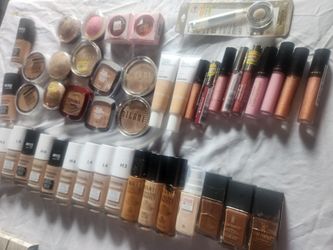 Brand NEW MAKE UP