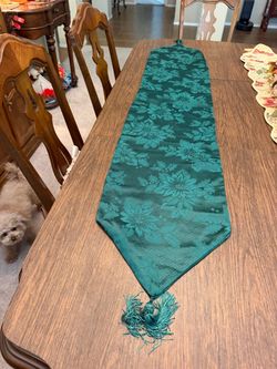 Emerald green table runner