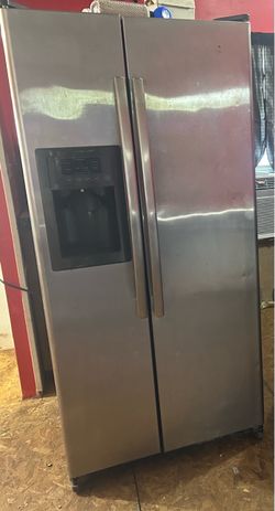 Gone ASap!!!! Stainless Steel Side-by-Side Refrigerator with Ice Maker