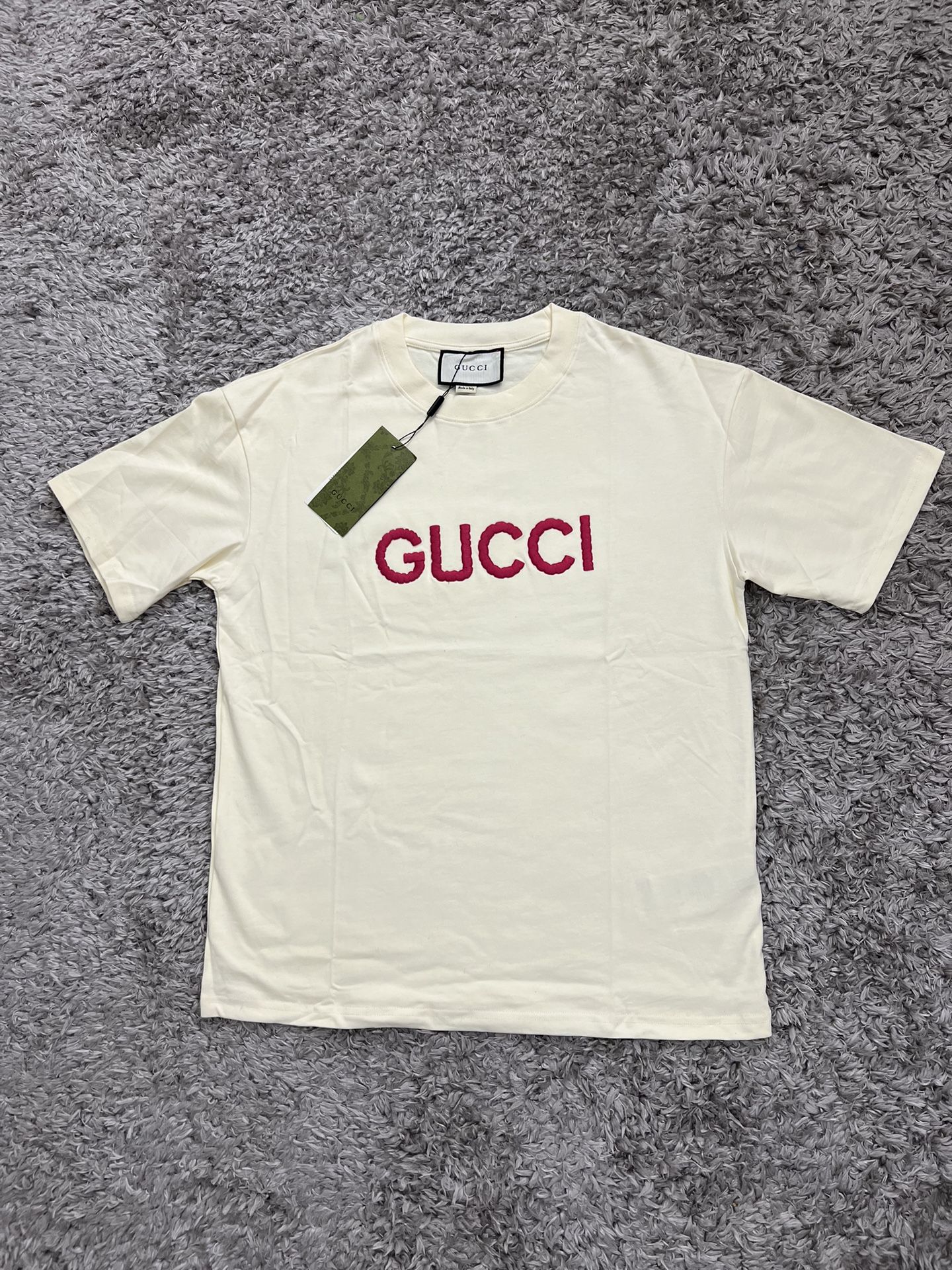 gucci shirt size medium