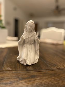 Virgin Mary Statue