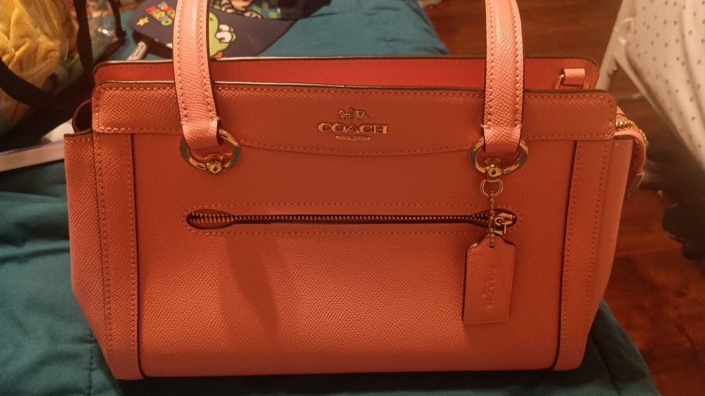Coach Pink 🩷 Bag - $50 OBO - 90255