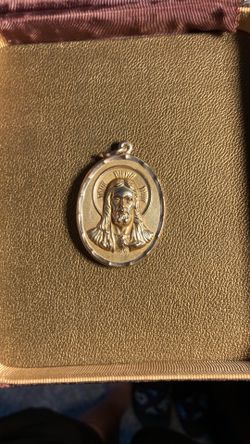 Two sided 10k pendant