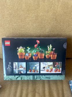 LEGO Tiny Plants Building Set