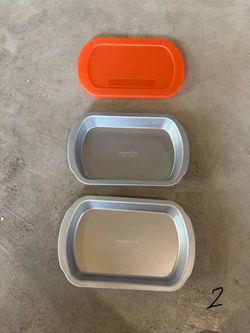 Pampered Chef Baking Sheets (2) With Lid