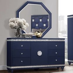 Kylie Long Dresser With Mirror 