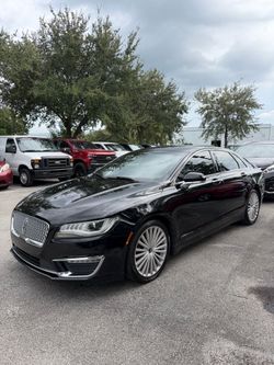 2017 Lincoln MKZ