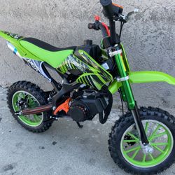 Dirt Bike Motorcycle Off Road New 50cc For Kids $400