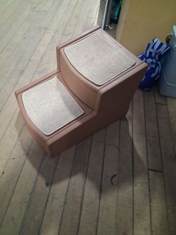 Pet steps