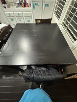 Free Dining table 43x43 bar height