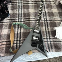 Electric guitar 