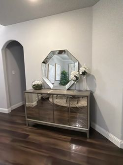 Modern Mirrored Buffet / Sideboard / Entry Console Cabinet