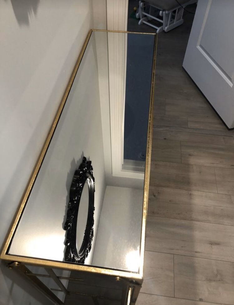 Gold mirror table